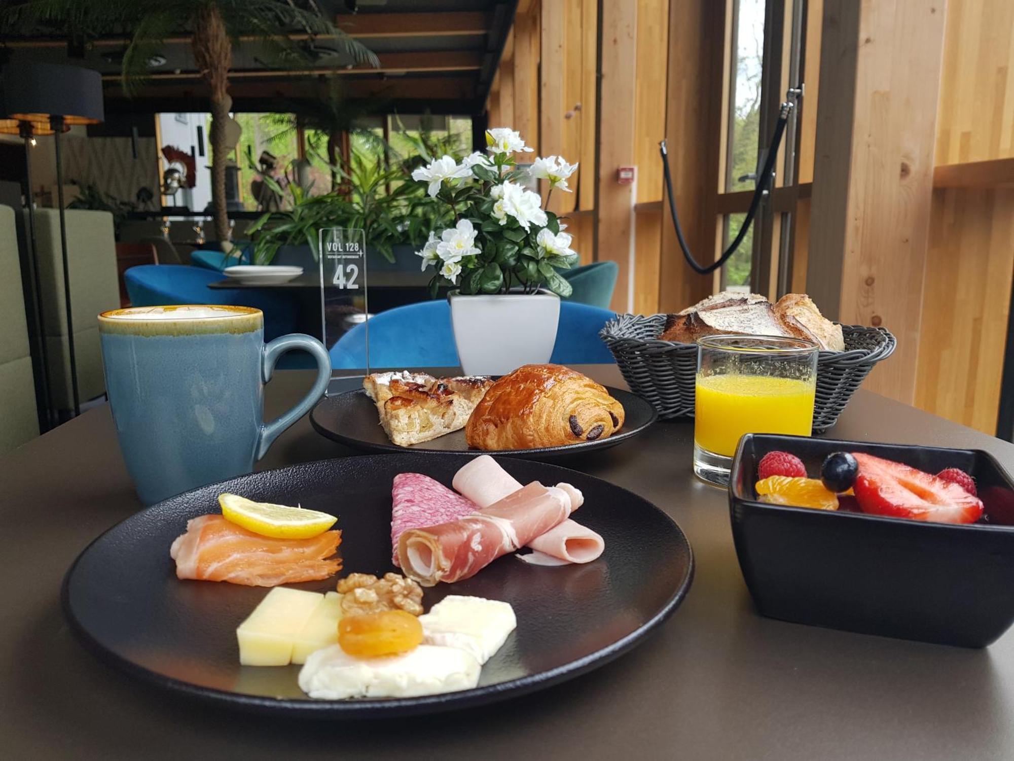 Domaine De La Residence - Hotel, Spa & Restaurant Moulins-les-Metz Luaran gambar